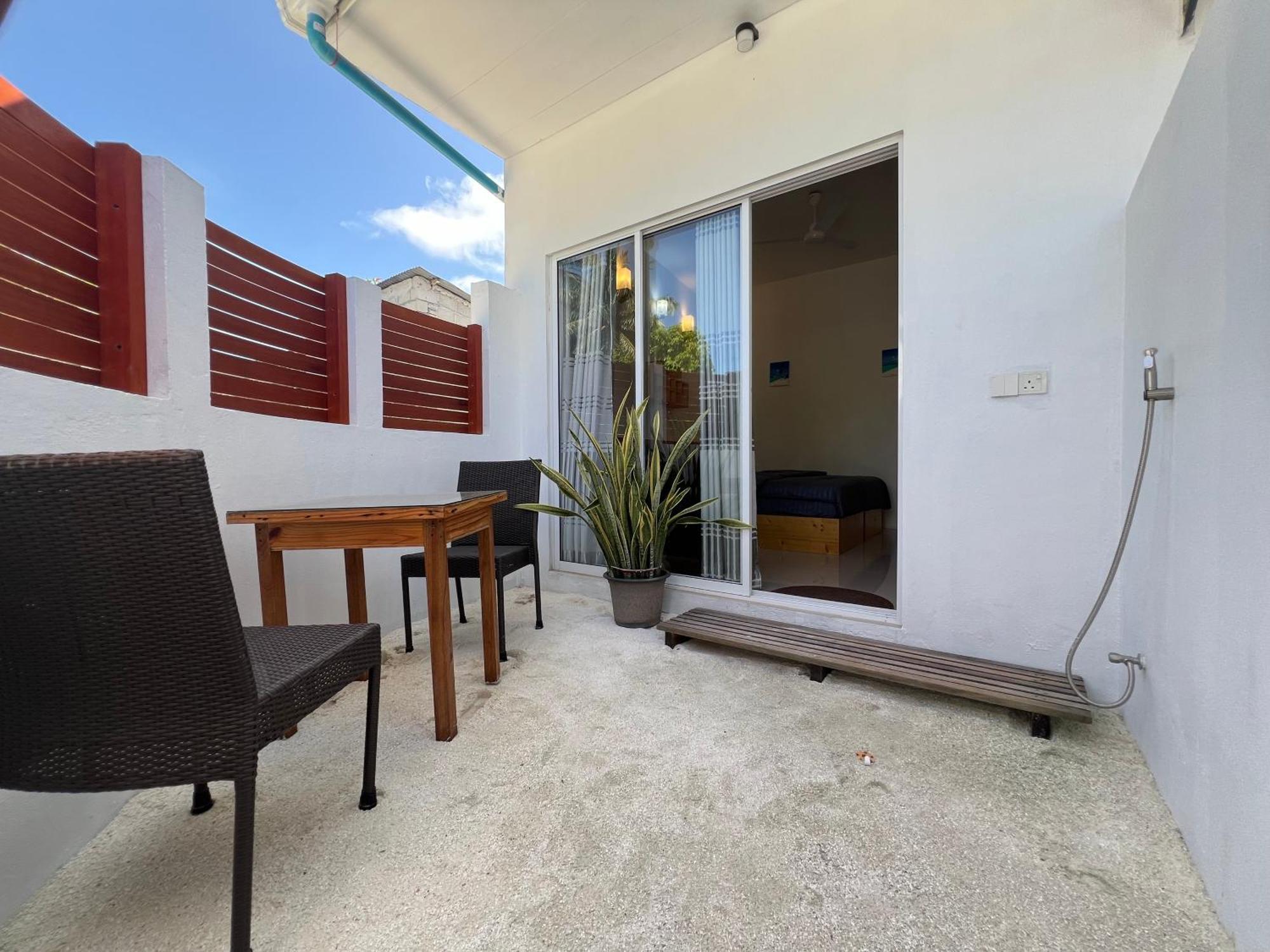 Hotel The Wave Dhigurah Dhigurah  Exterior foto