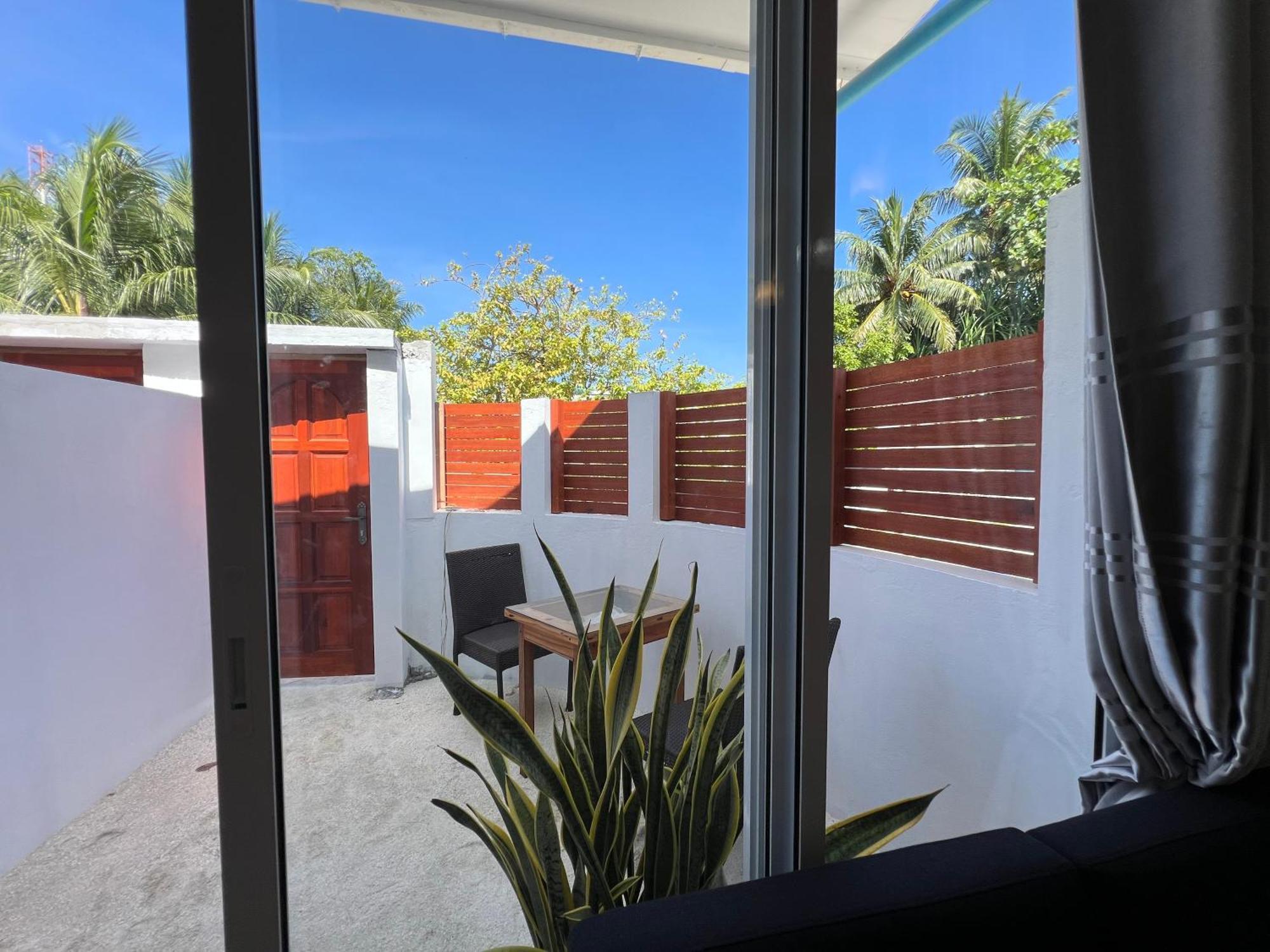 Hotel The Wave Dhigurah Dhigurah  Exterior foto